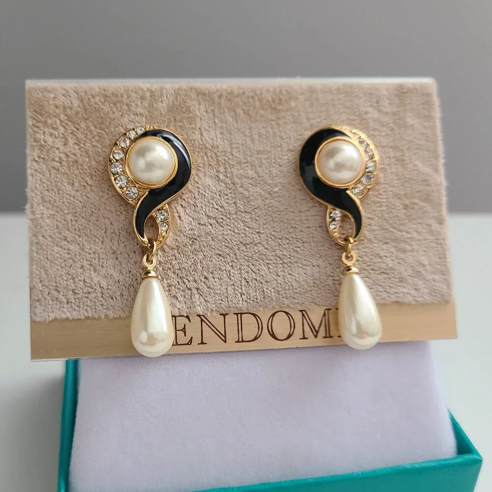 Vendome Vintage Drop Earrings - Picture 2 of 6